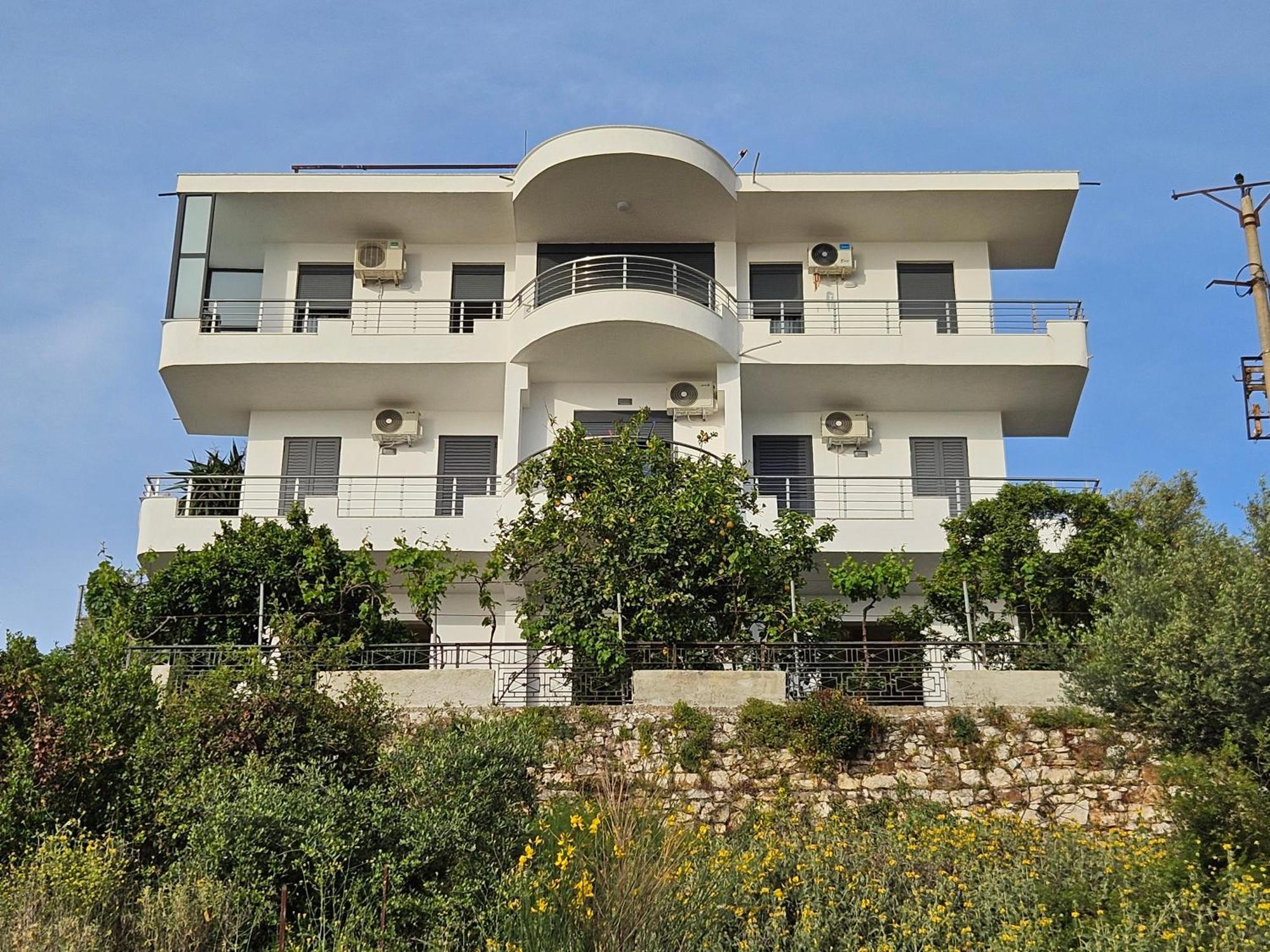 Nora'S Guesthouse Saranda Kültér fotó