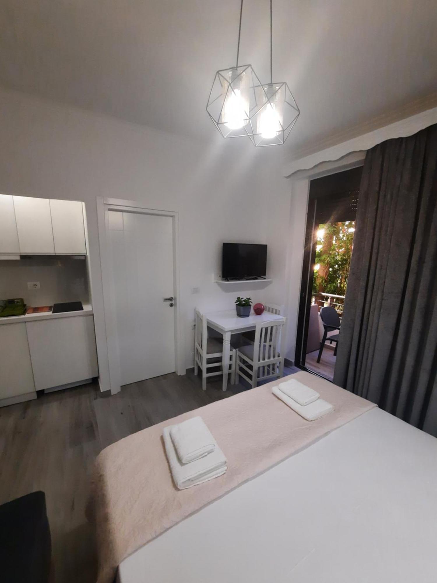Nora'S Guesthouse Saranda Kültér fotó